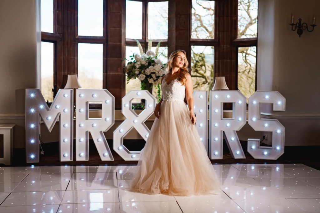 Vale Royal Abbey Library Bride Mr & Mrs